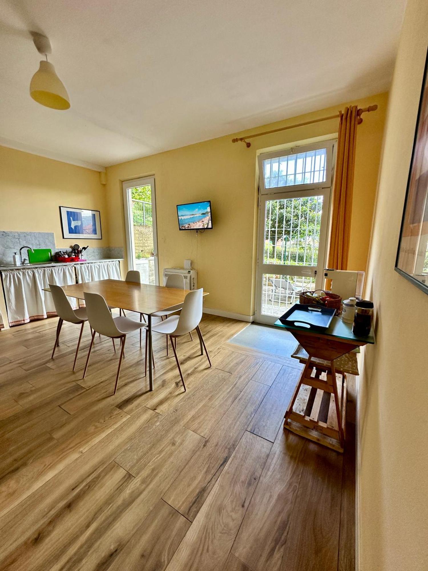 Libeccio 1 - Holiday Home & Parking Lerici Esterno foto