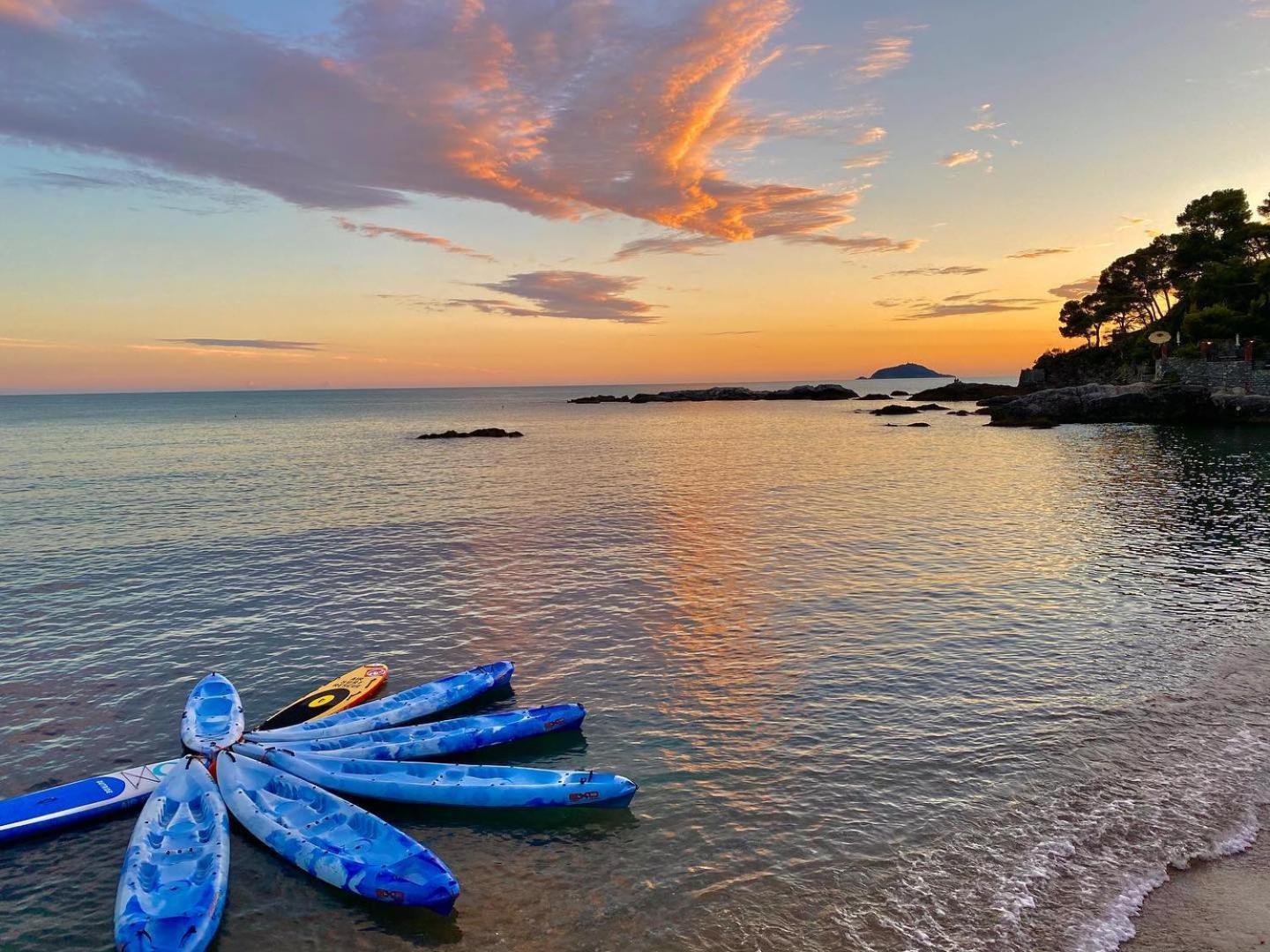 Libeccio 1 - Holiday Home & Parking Lerici Esterno foto